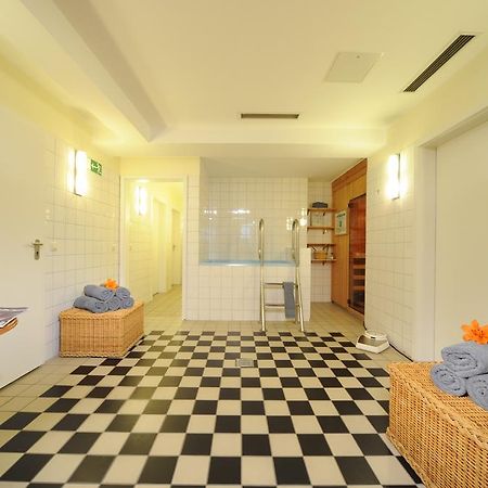 Villa Viktoria Dusseldorf Luaran gambar